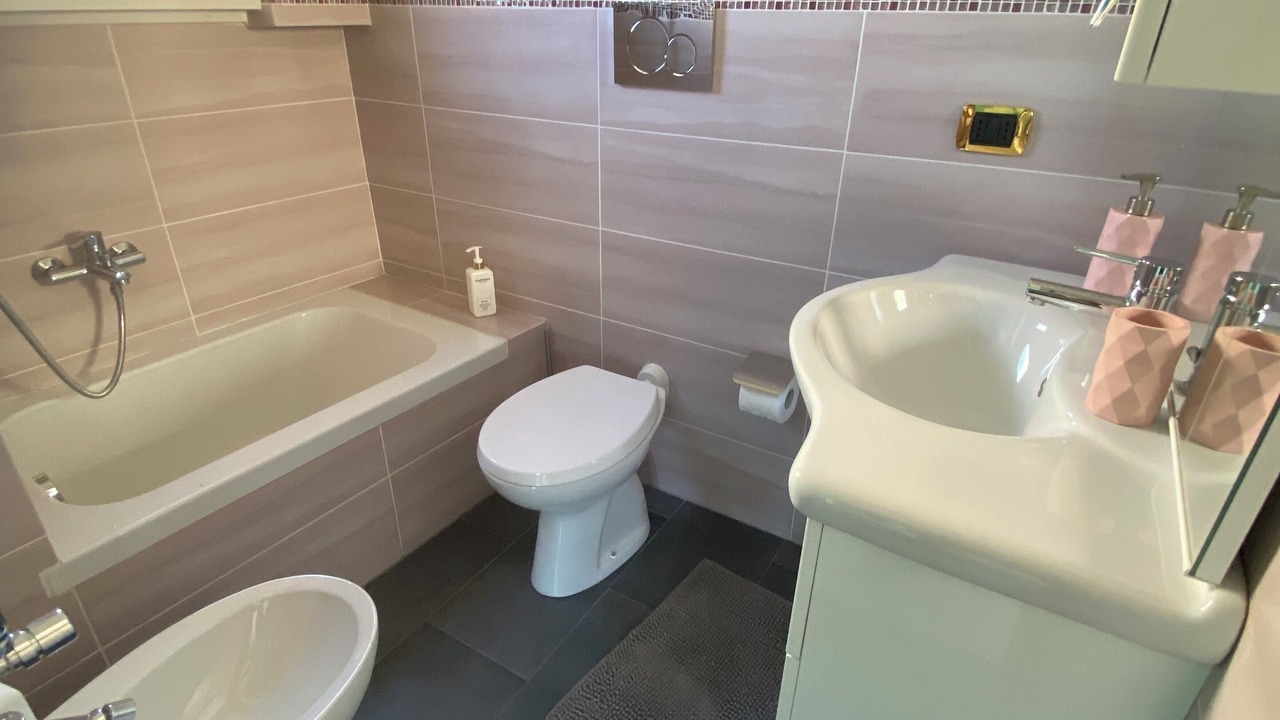 Photo of Bathroom in Suburbio IX Aurelio