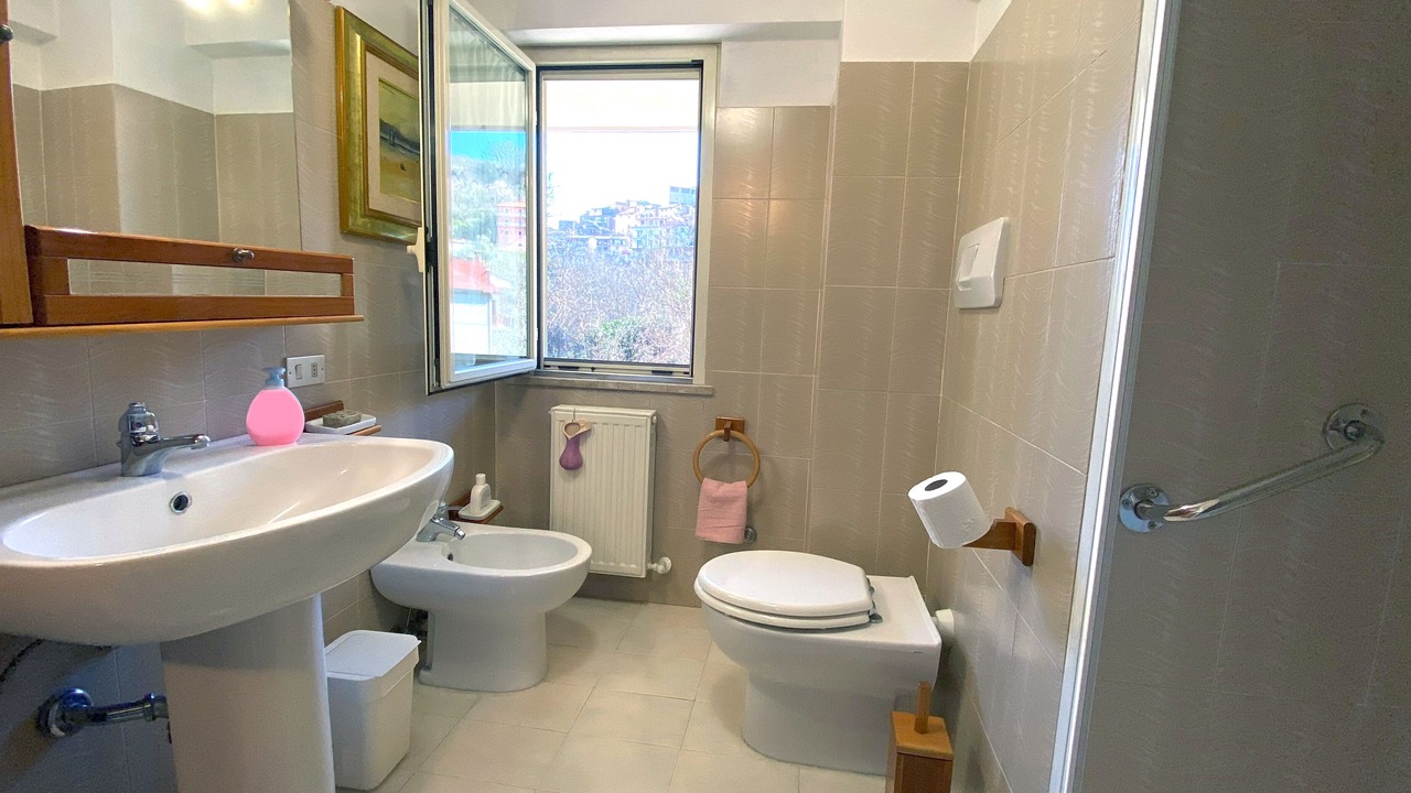 Photo of Bathroom in Subiaco