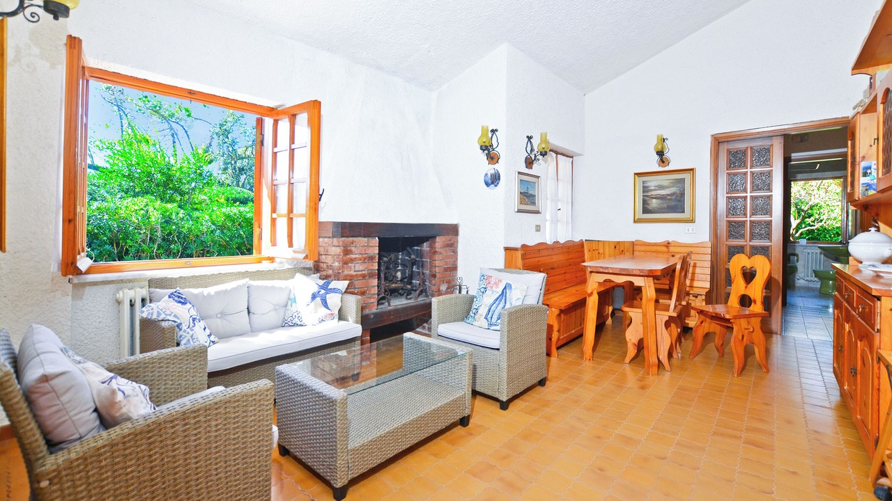 Photo of Bedroom in Saline Sadun