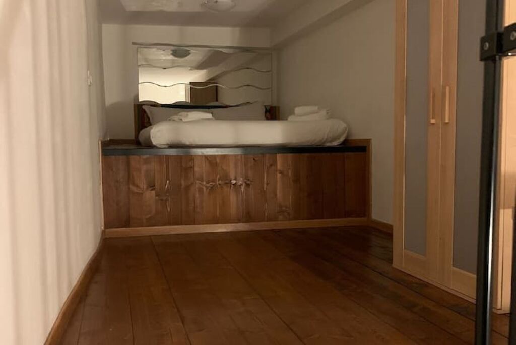 Photo of Bedroom in Rome City Centre