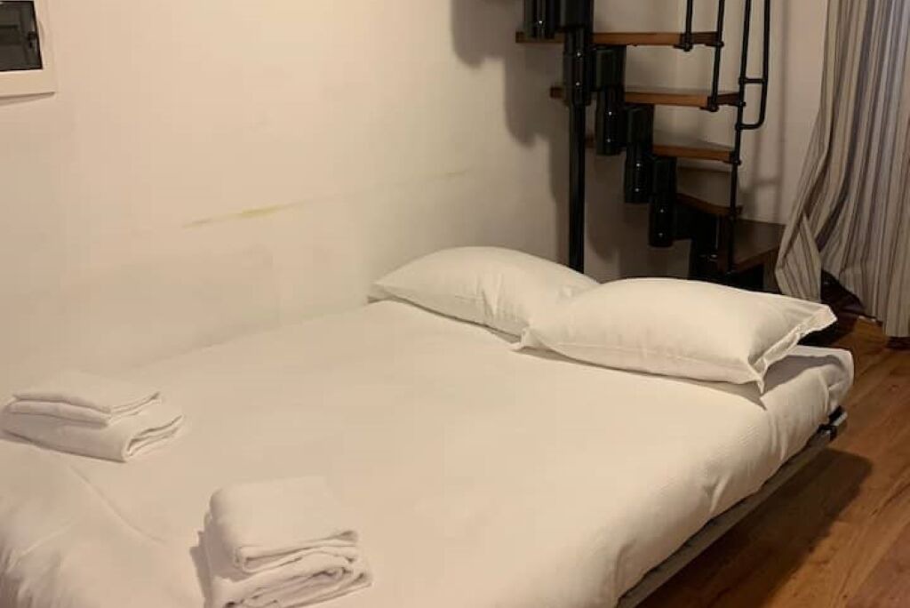 Photo of Bedroom in Rome City Centre