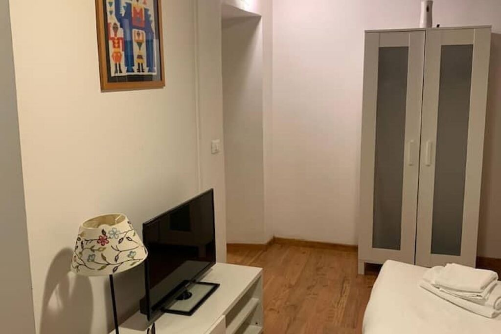 Photo of Bedroom in Rome City Centre