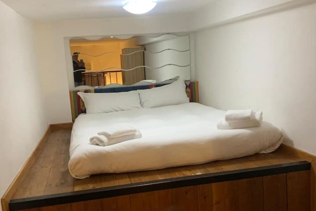 Photo of Bedroom in Rome City Centre