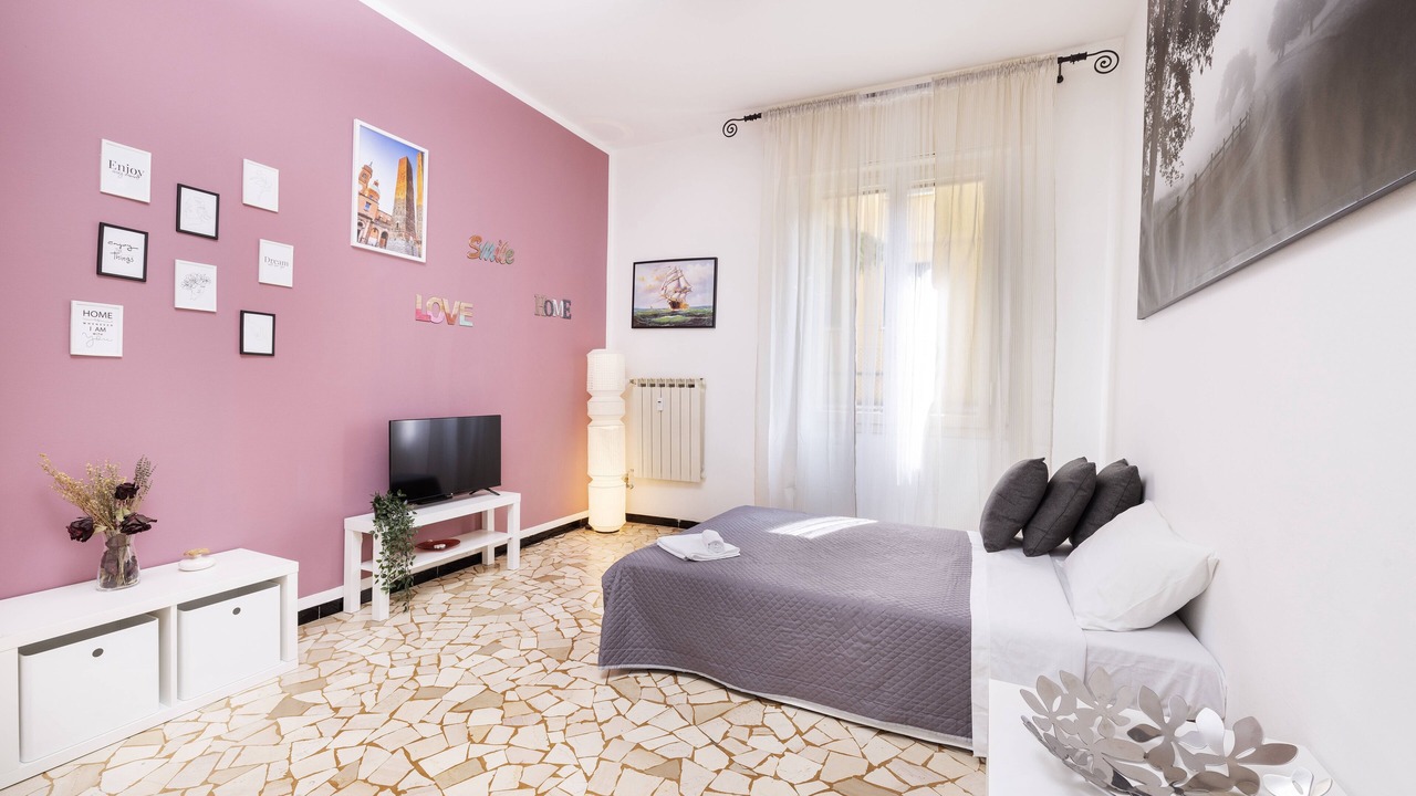 Photo of Bedroom in Saragozza-Porto