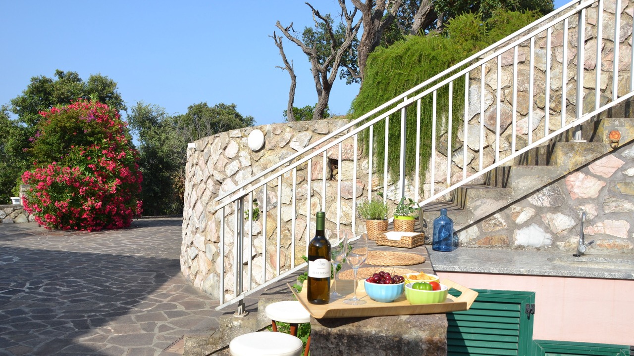 Photo of Outdoor in Naregno