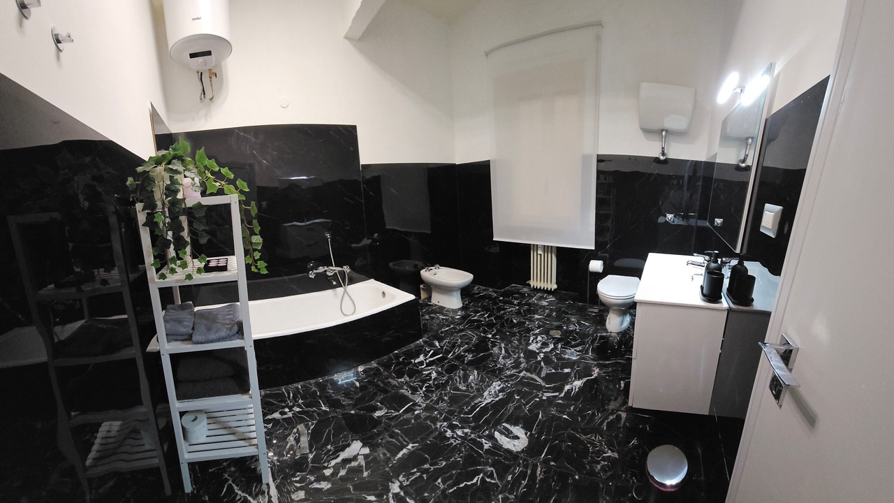 Photo of Bathroom in Trionfale