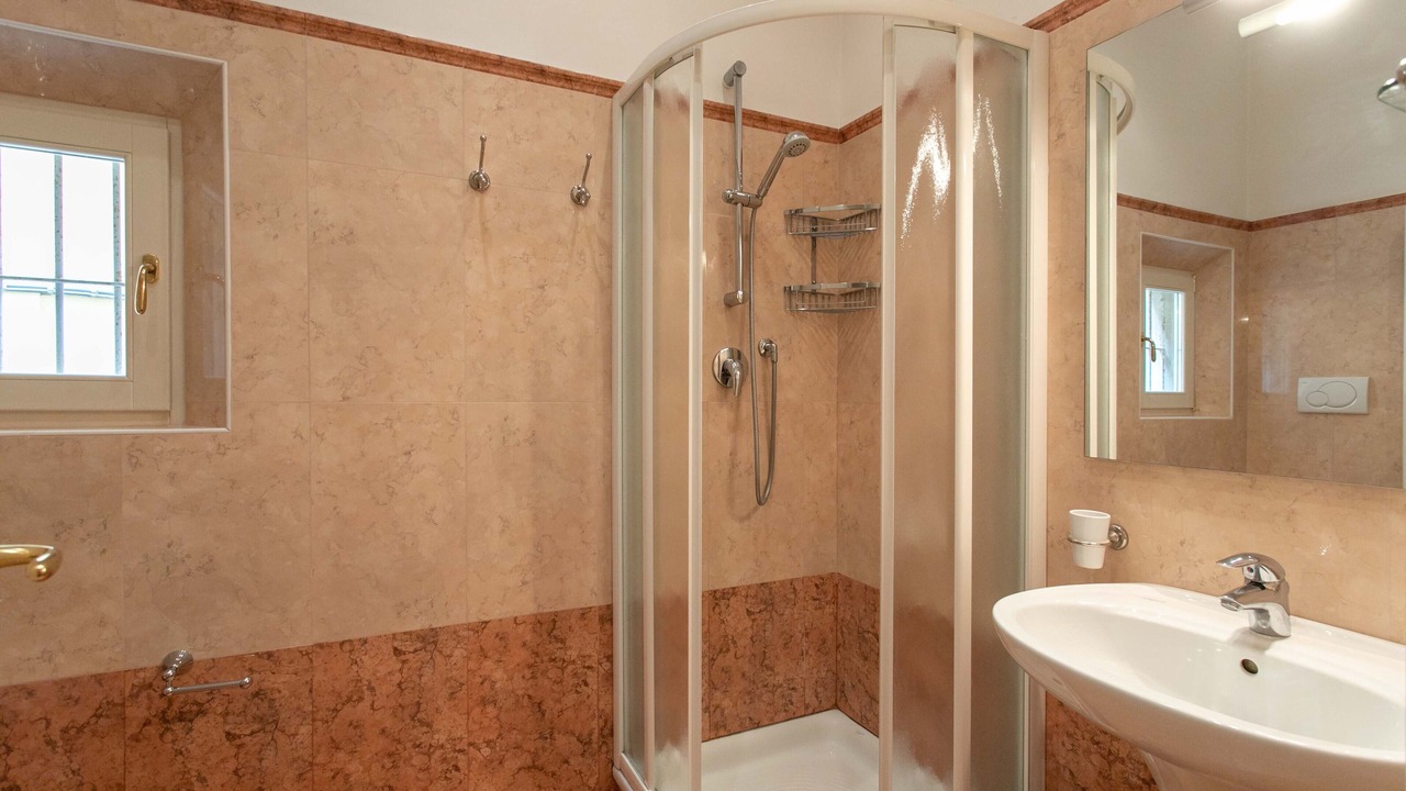 Photo of Bathroom in Dorsoduro