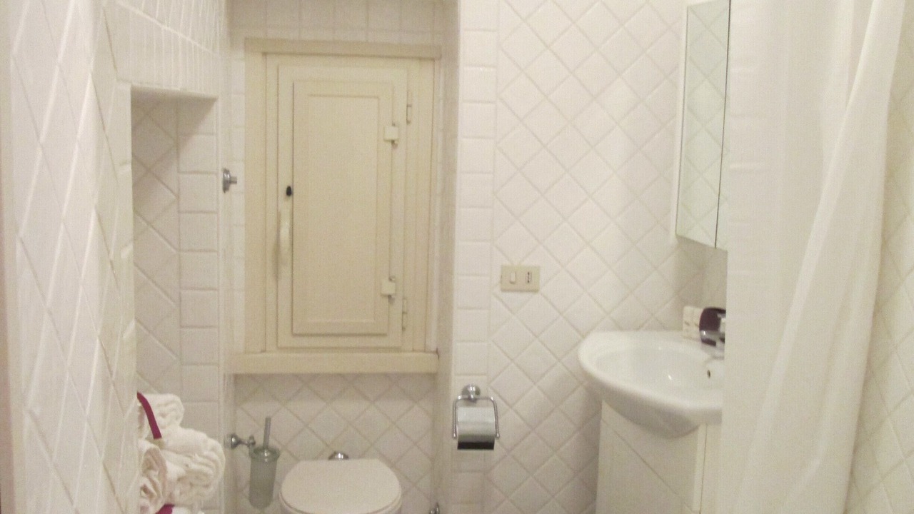 Photo of Bathroom in Grottaferrata