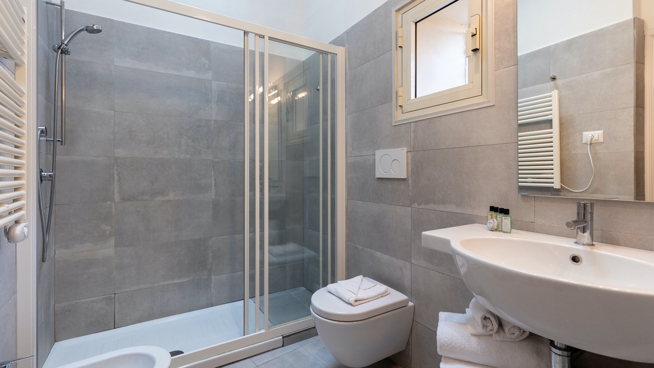 Photo of Bathroom in Navona