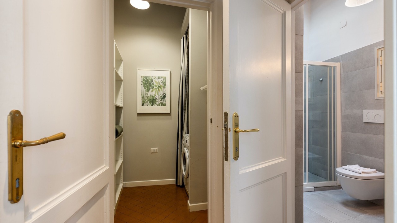 Photo of Bathroom in Navona