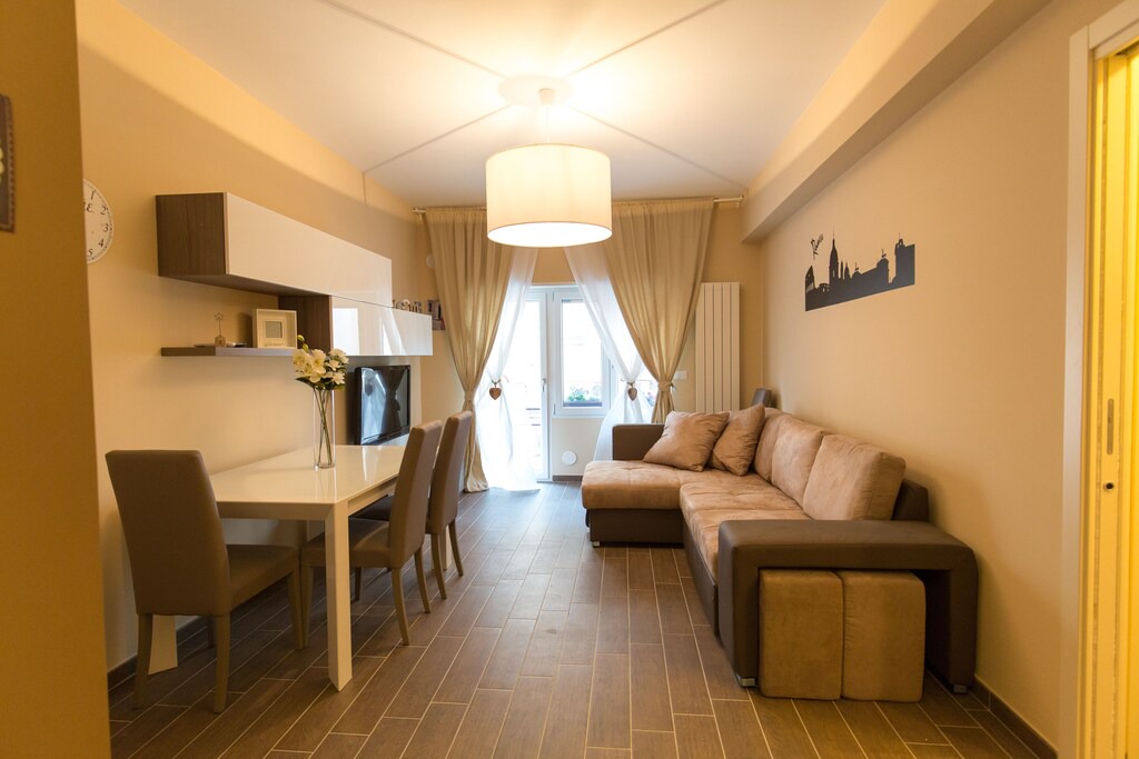 Photo of Livingroom in Quartiere XIII Aurelio