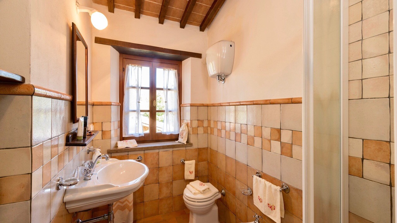 Photo of Bathroom in Popoltaio-Schiacciato
