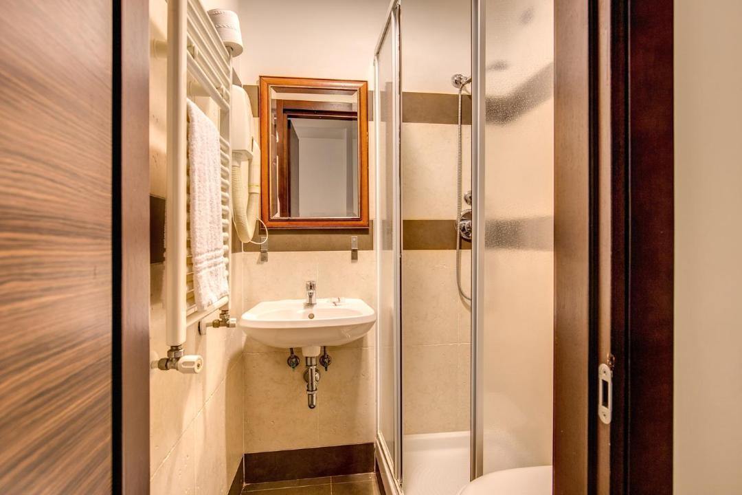Photo of Bathroom in Tuscolano