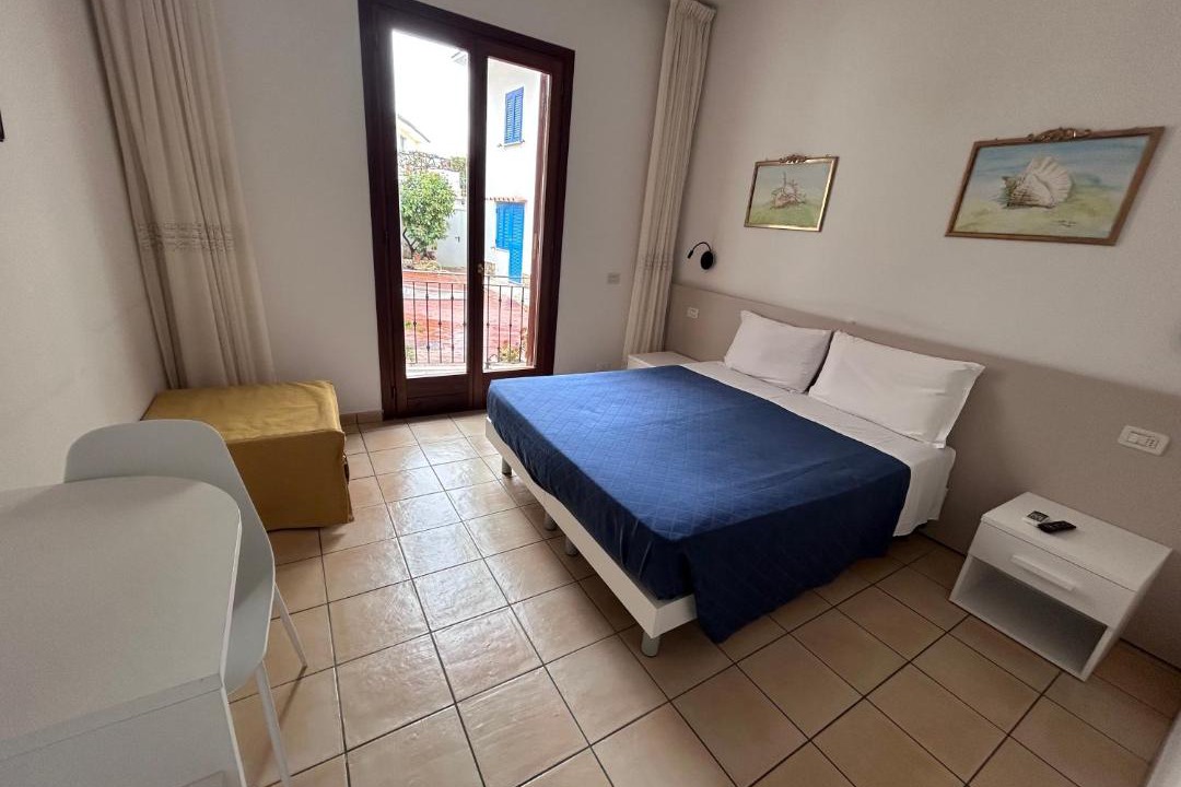 Photo of Others in Sperlonga