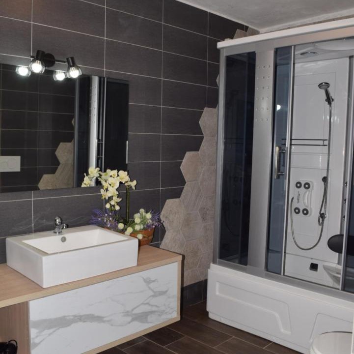 Photo of Bathroom in Scandriglia