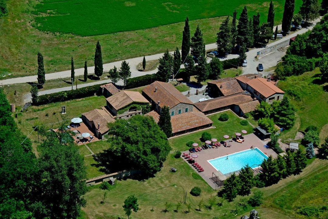 Photo of Others in Ficulle
