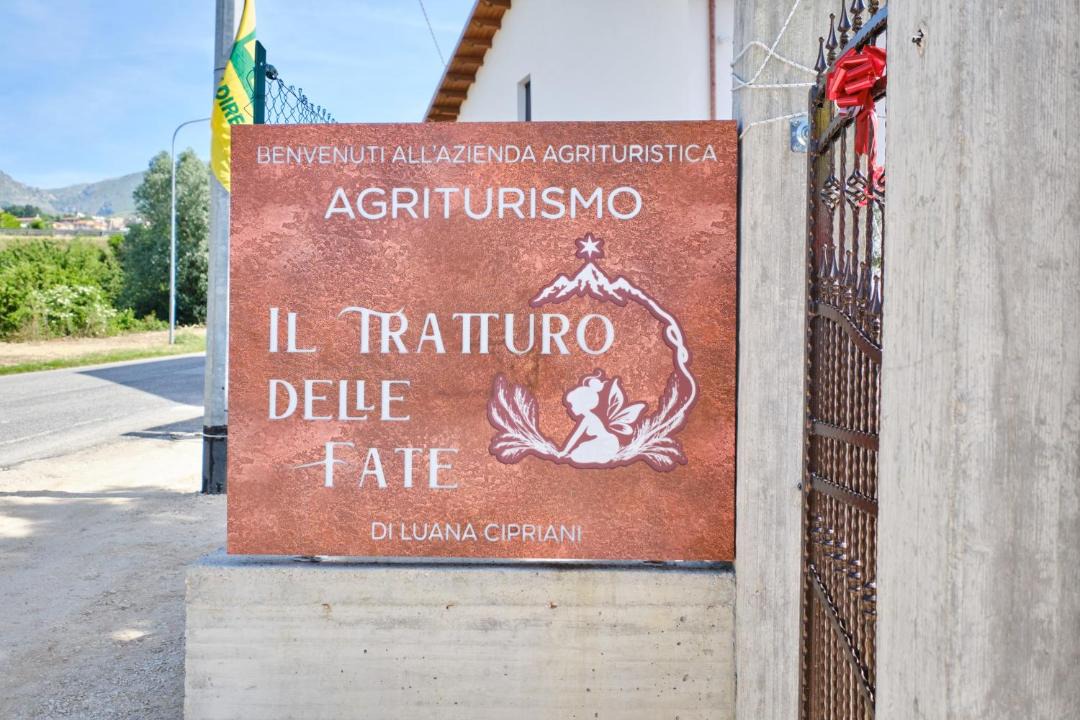 Photo of Others in Cerchio