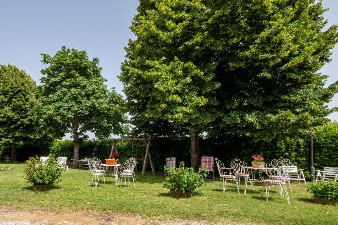 Photo of Others in Magliano in Toscana