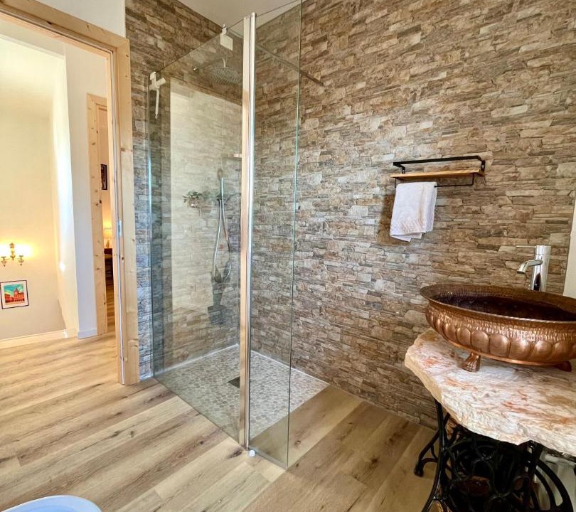 Photo of Bathroom in Baschi