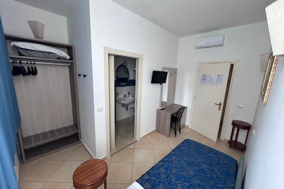 Photo of Others in Sperlonga