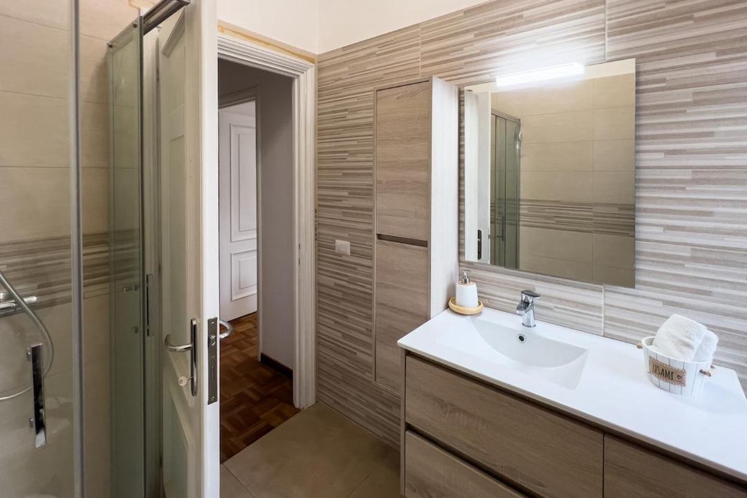 Photo of Bathroom in Aurelio