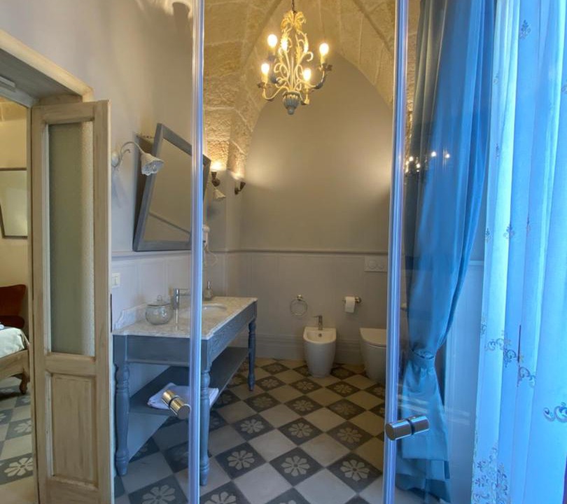 Photo of Bathroom in Crispiano
