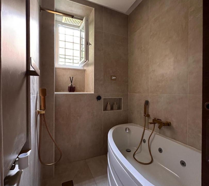 Photo of Bathroom in Tuscolano