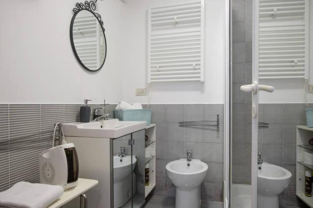 Photo of Bathroom in Aventine