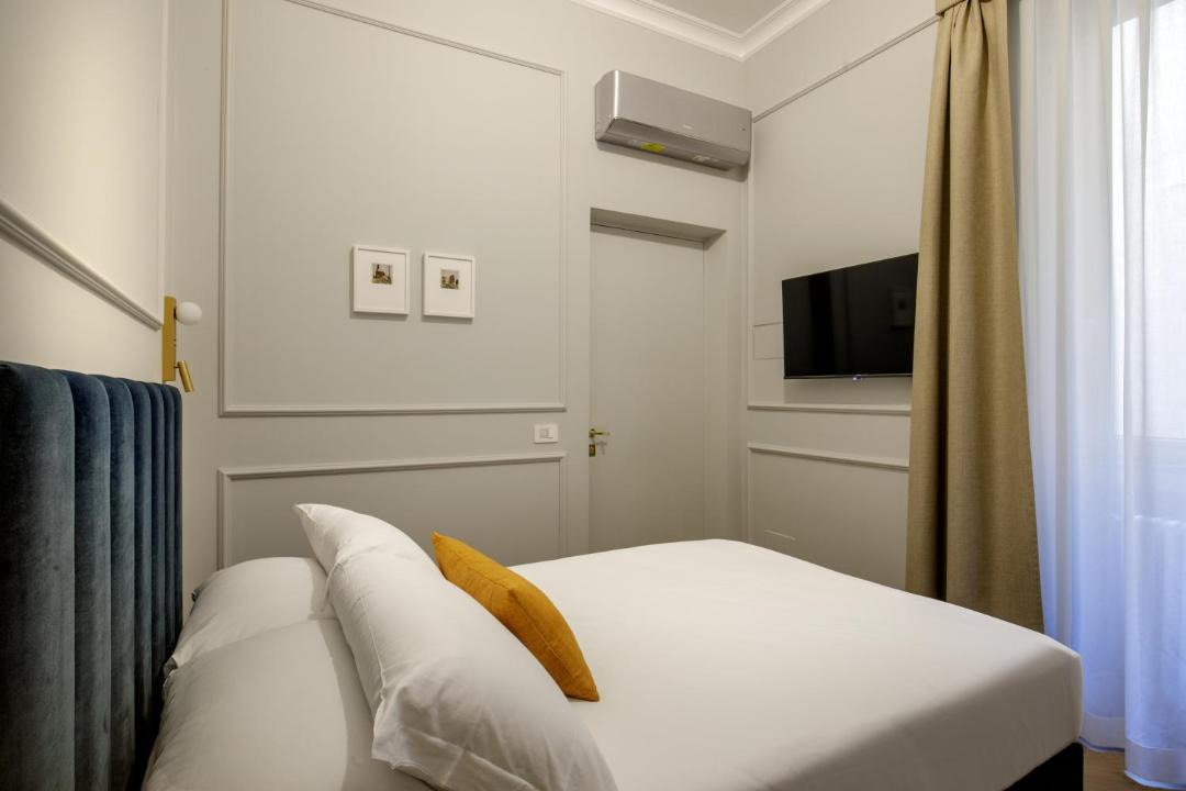 Photo of Bedroom in Rione VI Parione