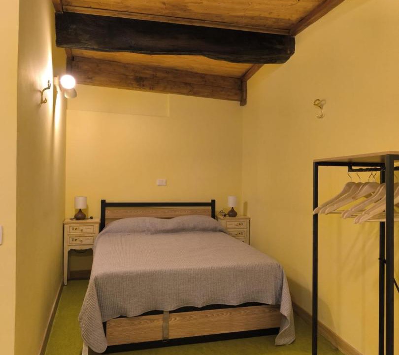 Photo of Bedroom in Piediluco