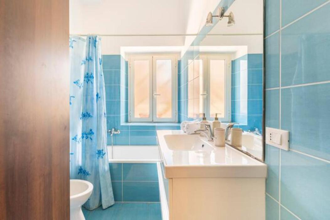 Photo of Bathroom in Trionfale