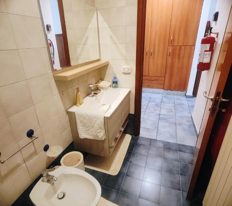 Photo of Bathroom in Merine