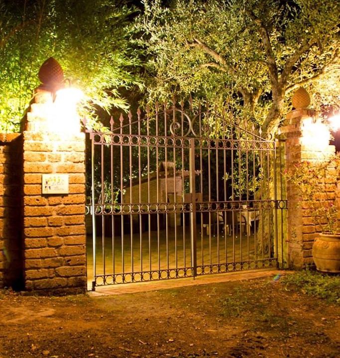 Photo of Others in Piccilli
