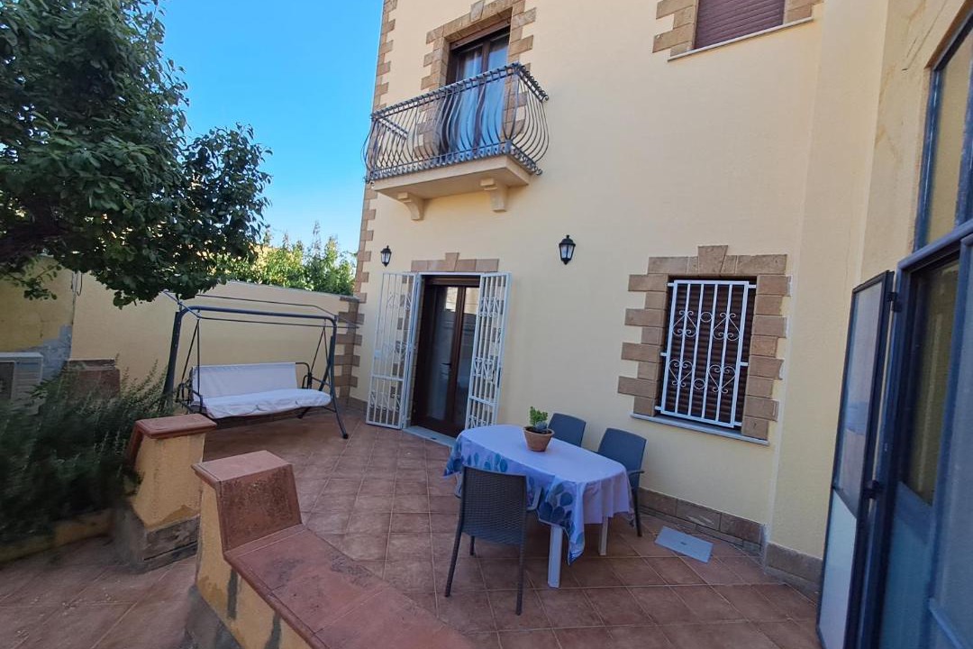 Photo of Patio Balcony in Nubia