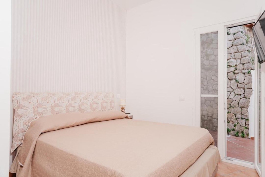 Photo of Bedroom in Seiano