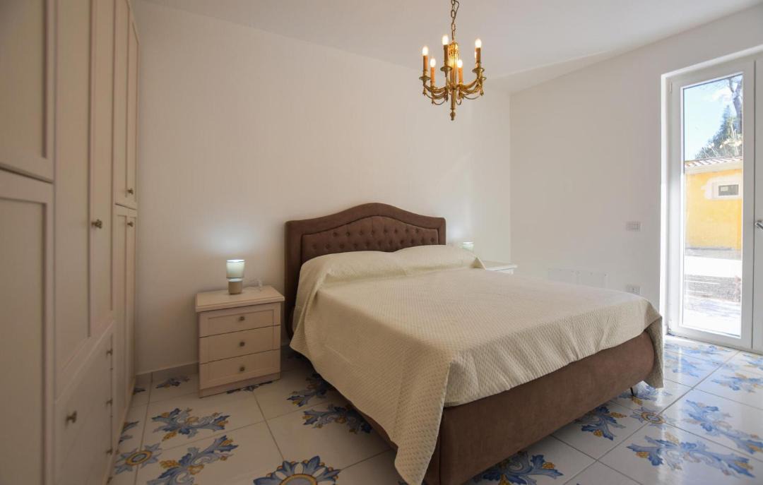 Photo of Bedroom in Laureana Cilento