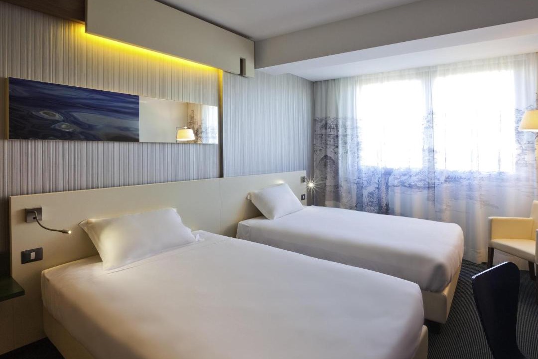 Photo of Bedroom in EUR