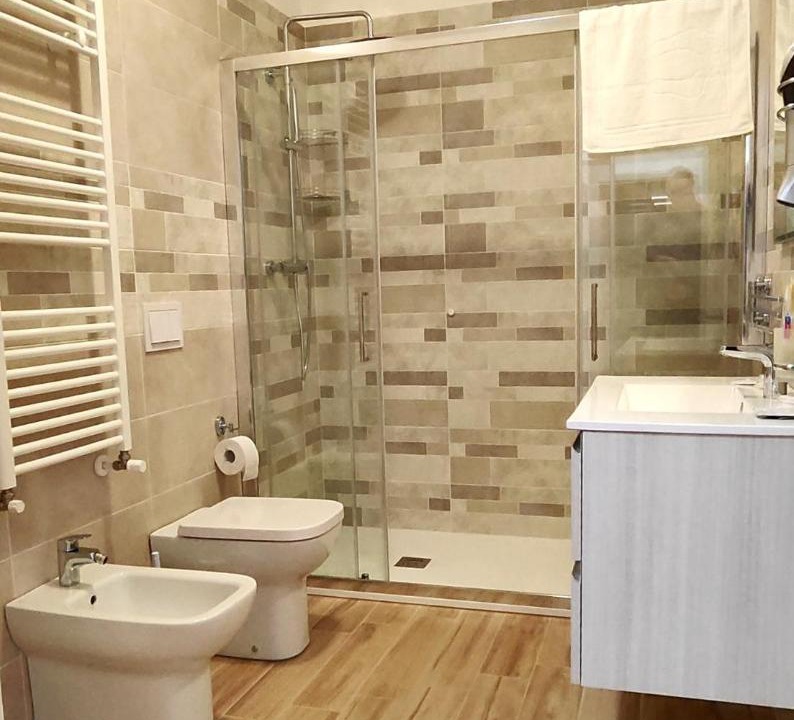 Photo of Bathroom in Luco dei Marsi