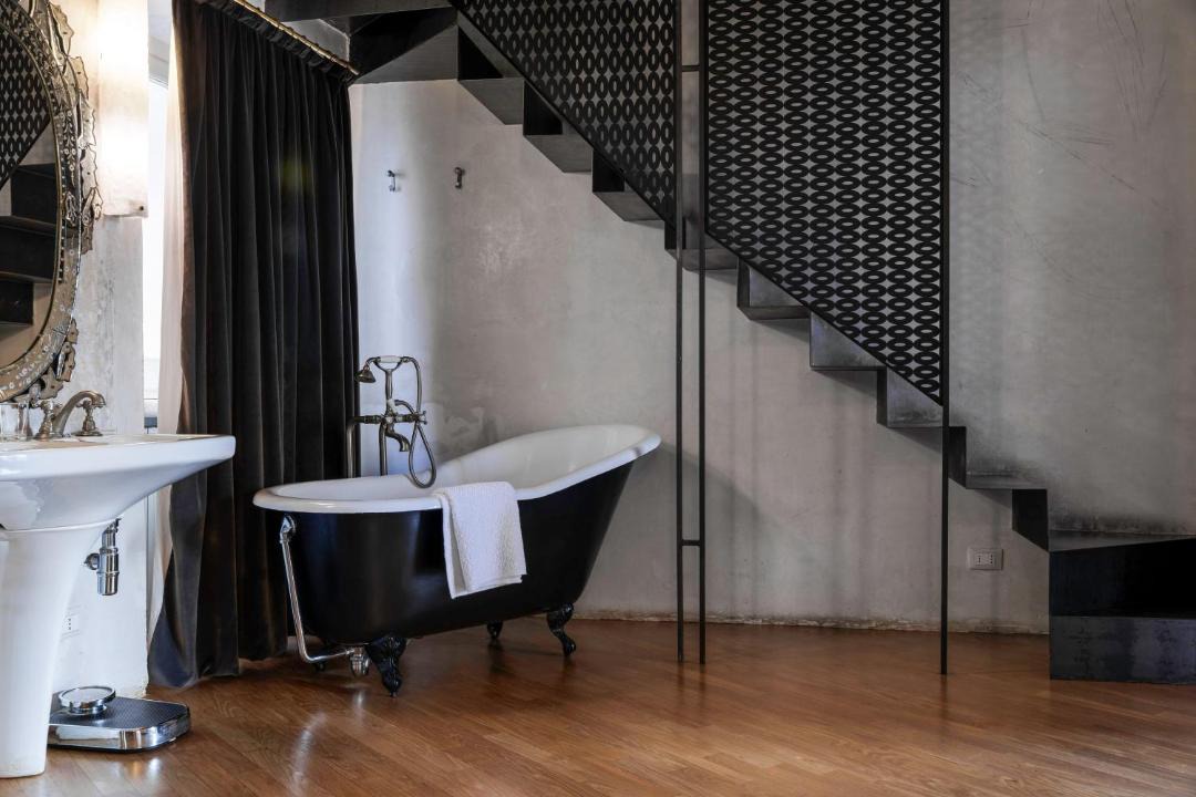 Photo of Bathroom in Rione VI Parione
