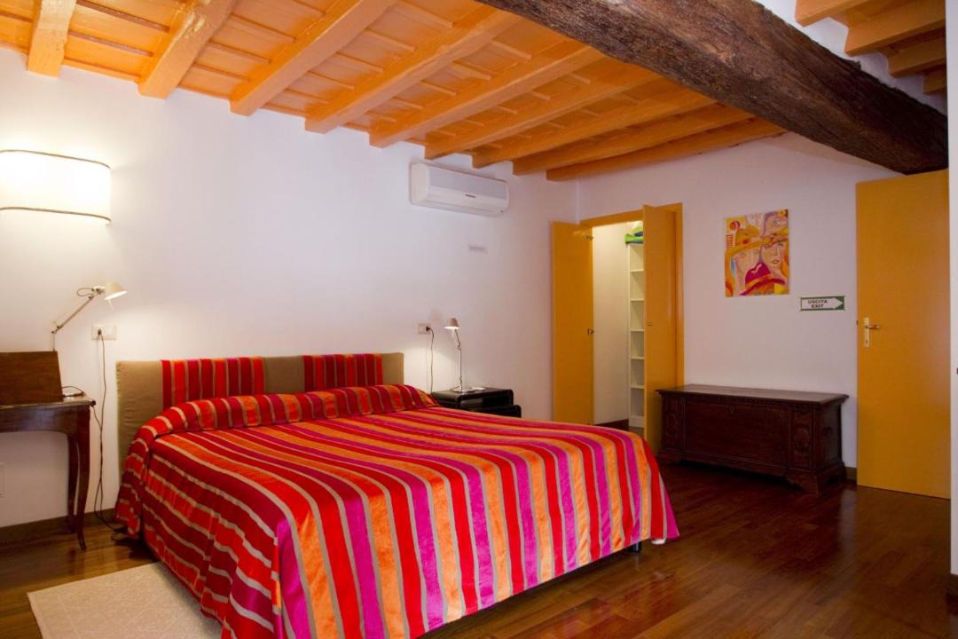 Photo of Bedroom in Rione VII Regola