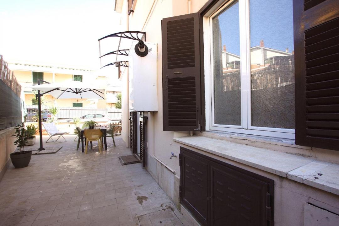 Photo of Others in Suburbio IX Aurelio