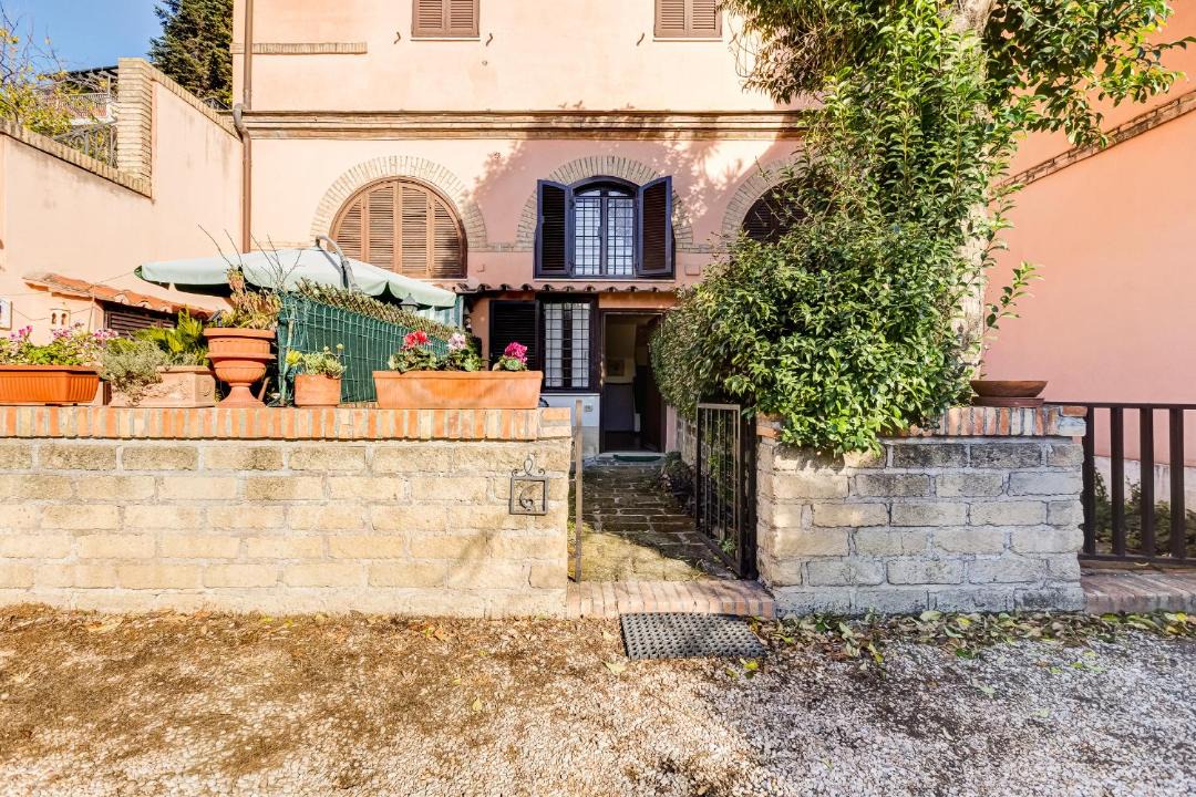 Photo of Others in Quartiere XIII Aurelio
