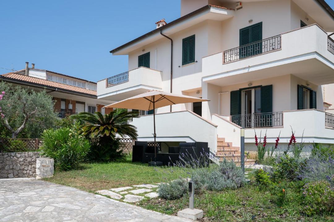 Photo of Others in Sperlonga
