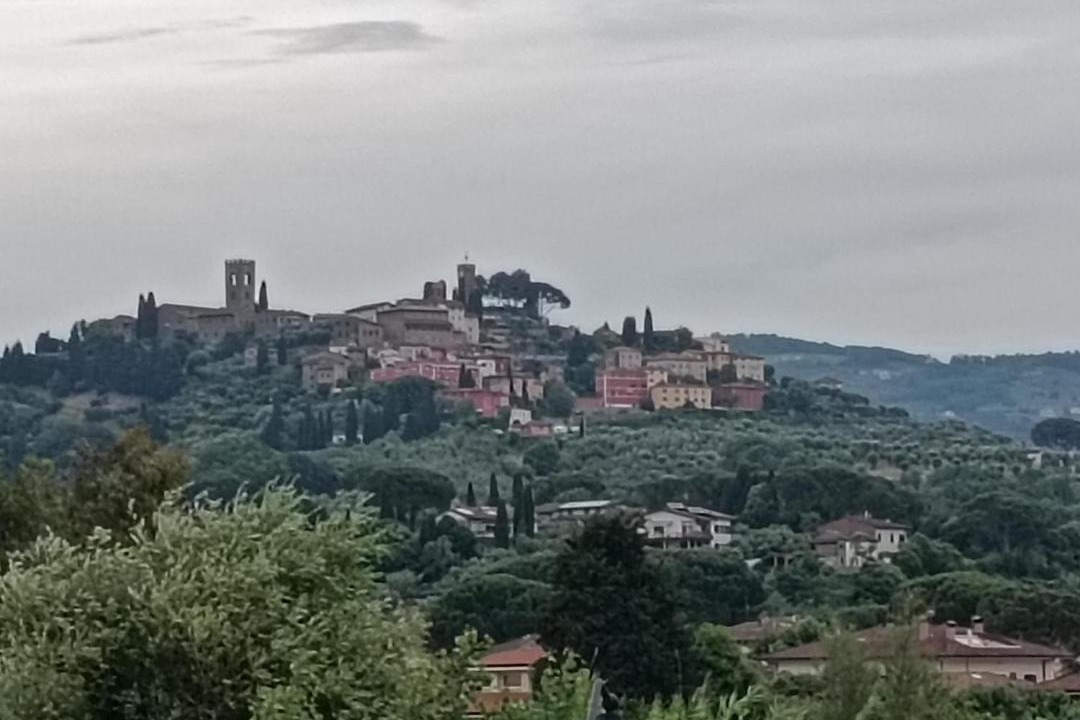 Photo of Others in Uzzano