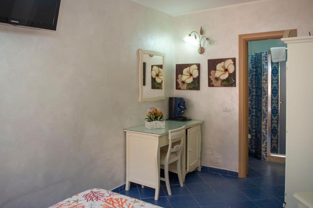 Photo of Others in Sperlonga