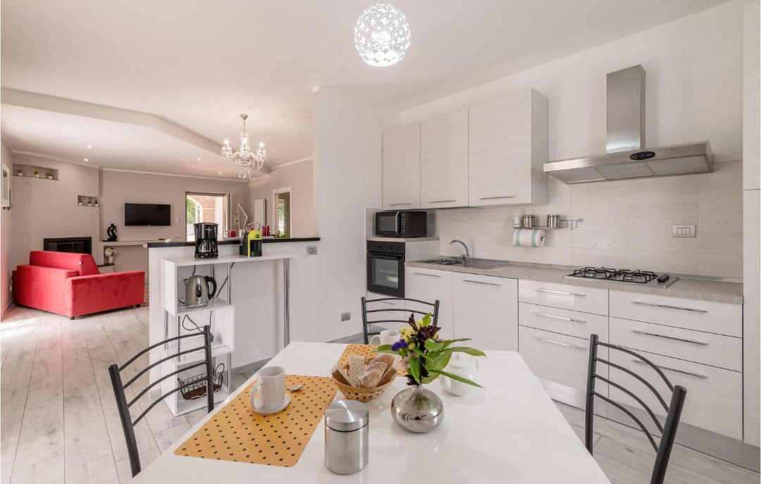 Photo of Kitchen in Amelia