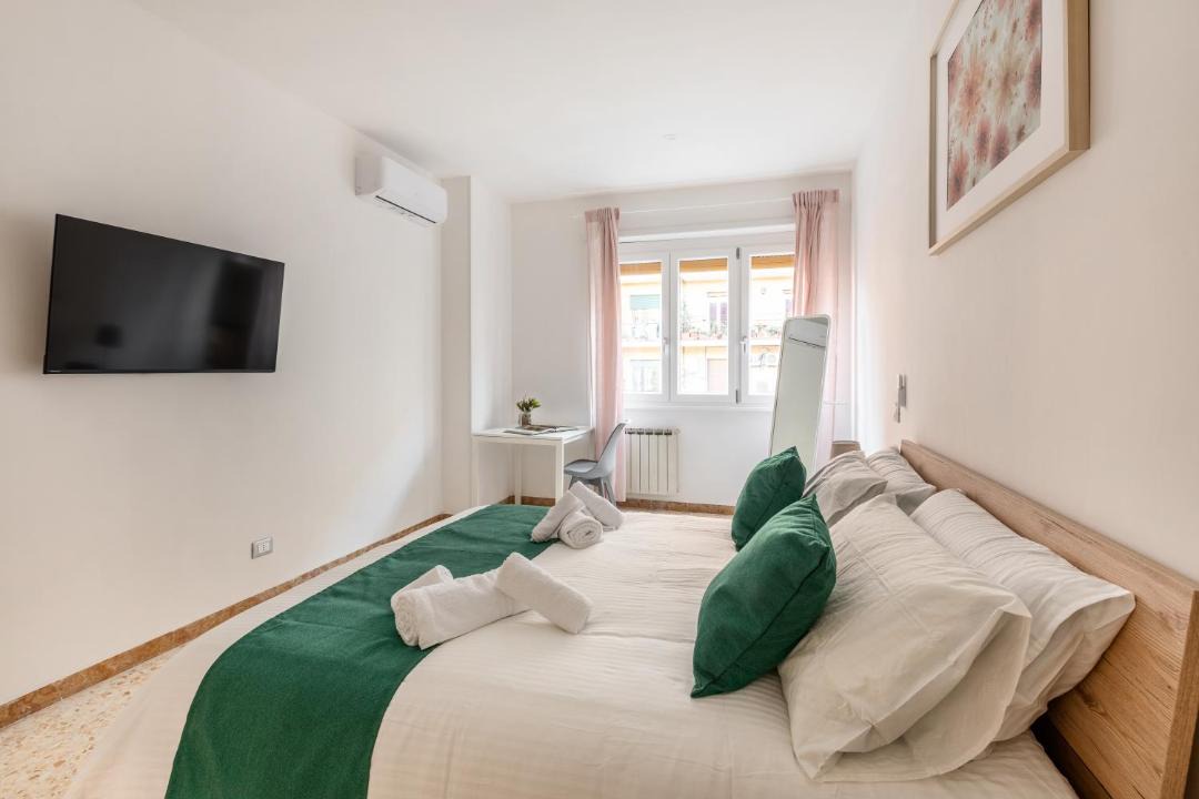 Photo of Bedroom in Tuscolano