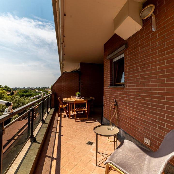 Photo of Patio Balcony in Aurelio