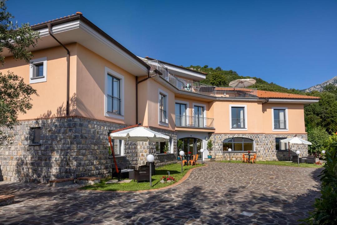 Photo of Others in Scario
