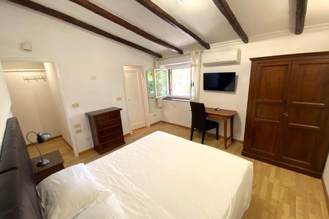 Photo of Bedroom in Quartiere XX Ardeatino